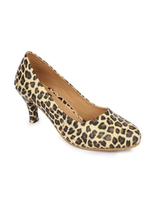 beige casual pump - 11789614 - Very Small Image - 1