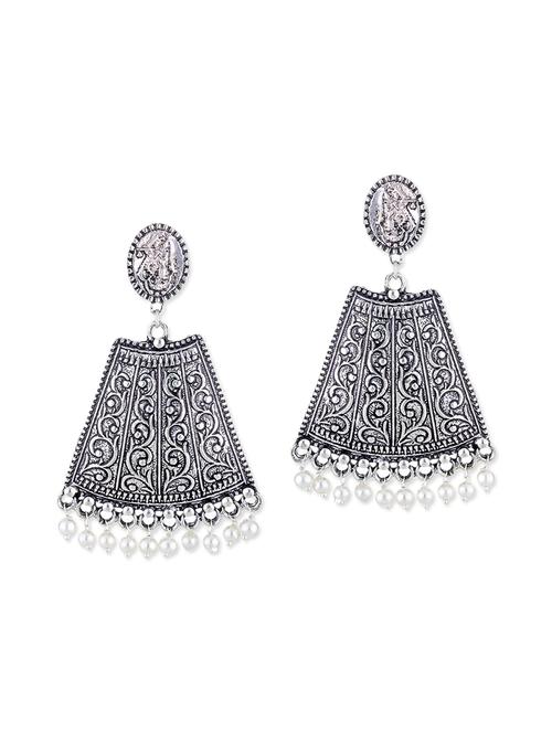 silver metal dangler earrings - 11857483 - Very Small Image - 1