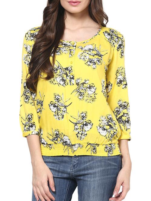 yellow printed rayon top - 1204193 - Very Small Image - 1