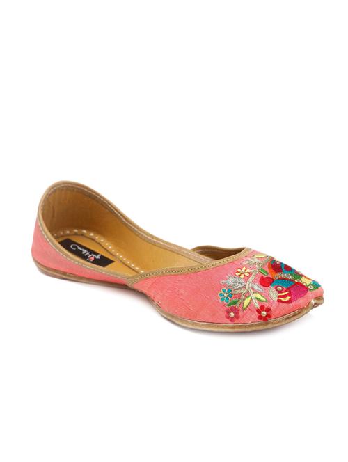 pink embroidered handcrafted mojris - 12112872 - Very Small Image - 1