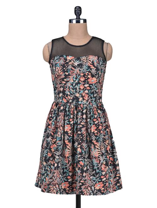 multicolored sleeveless printed dress - 1213901 - Very Small Image - 1