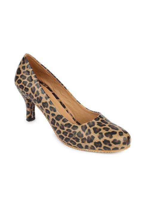 brown leather pump - 12166484 - Very Small Image - 1