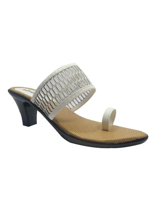 white leatherette sandal - 12195809 - Very Small Image - 1