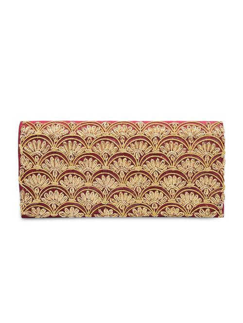 Red silk embellished clutch - 1225286 - Very Small Image - 1