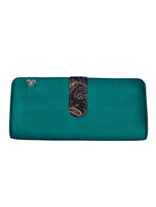 green silk clutch - 12308201 - Very Small Image - 1