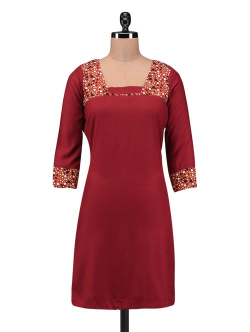 red plain pin tucked rayon kurta - 1232081 - Very Small Image - 1