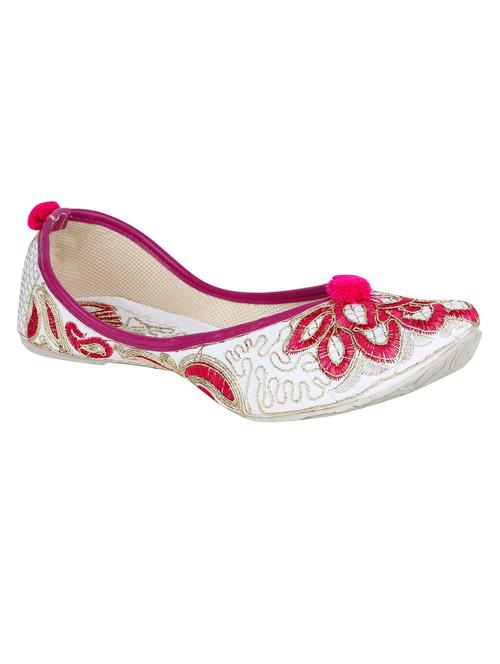 multi colored slip on juti - 12371725 - Very Small Image - 1