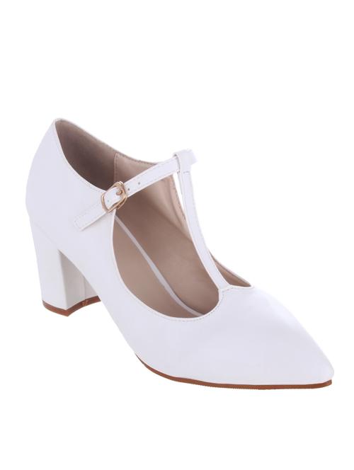 white ankle strap sandals - 12398073 - Very Small Image - 1