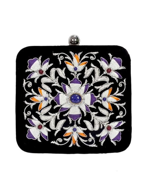 black cotton embroidered box clutch - 12516996 - Very Small Image - 1