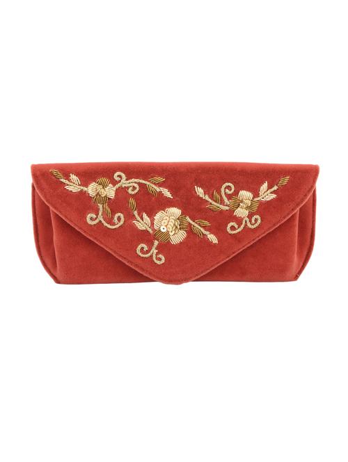 red silk clutch - 12757494 - Very Small Image - 1