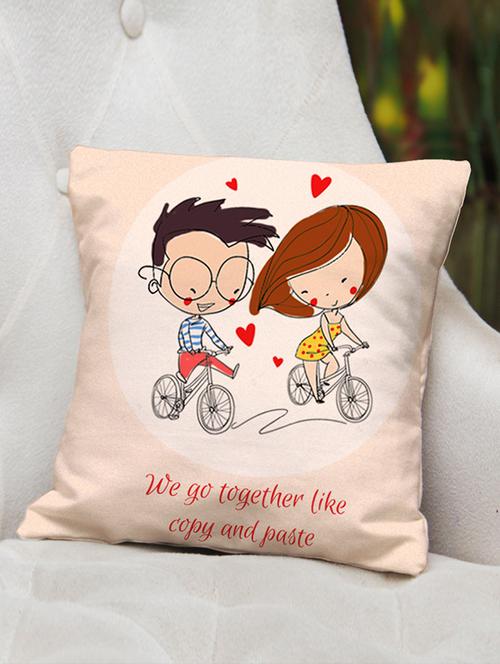 lovely caricature printed cushion - 12777224 - Very Small Image - 1