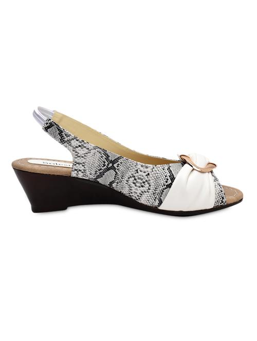 white faux leather embellished wedges - 1284179 - Very Small Image - 1