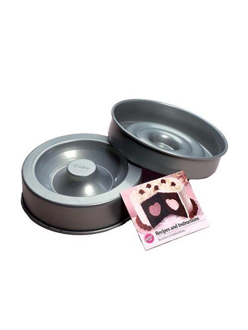 tasty-fill cake pan set-heart 8.25 -inch by 2.25-inch - 12925699 - Very Small Image - 1