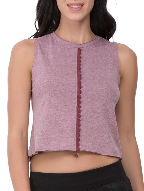 red crop top - 12938316 - Very Small Image - 1