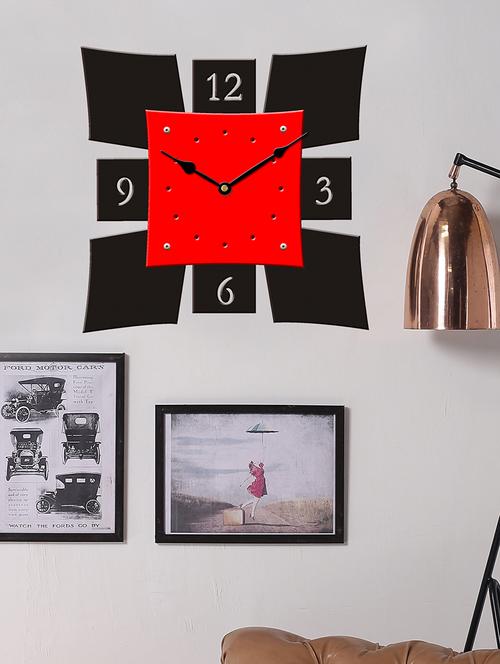 sehaz artworks rectanglecut black and red wall clocks - 12996609 - Very Small Image - 1