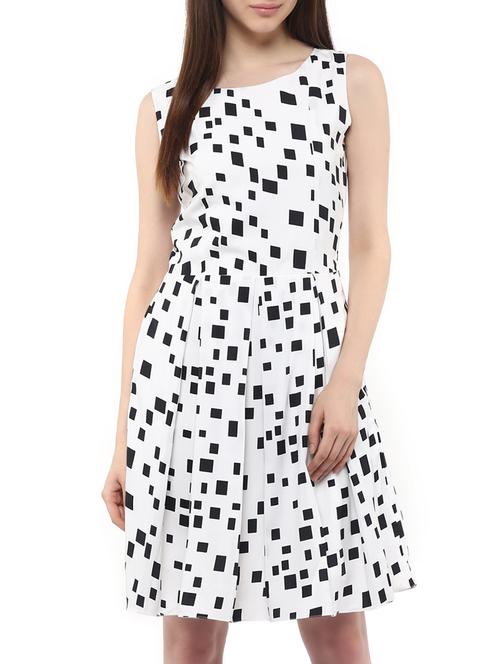 white printed dress - 13009777 - Very Small Image - 1