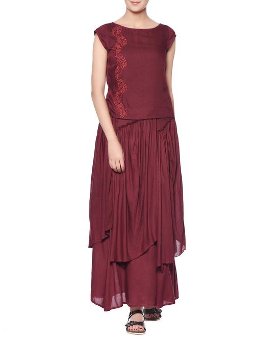 maroon embroidered rayon top and skirt set - 13049790 - Very Small Image - 1