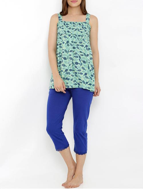 multi colored cotton capri set nightwear - 13059386 - Very Small Image - 1