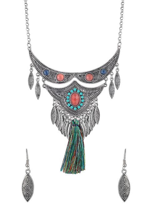 silver metal necklaces and earring - 13064668 - Very Small Image - 1