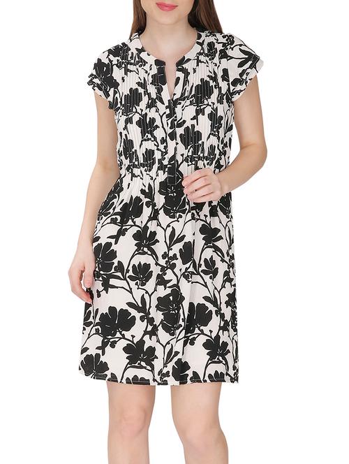 white a-line dress - 13163512 - Very Small Image - 1