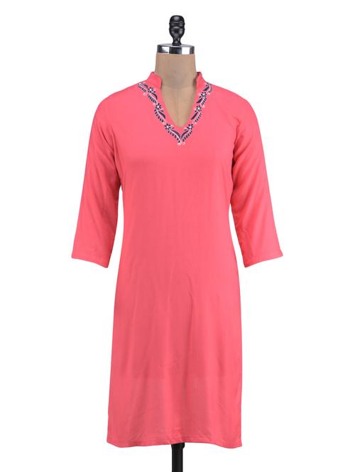 red rayon embroidered kurti - 1320580 - Very Small Image - 1