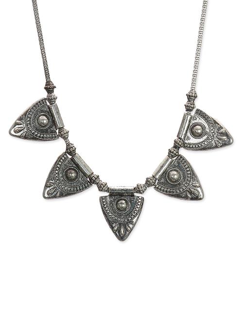 lass vogue silver metal necklace - 13393445 - Very Small Image - 1