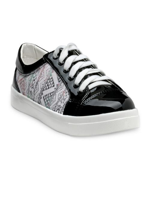 black canvas laceup sneakers - 13437889 - Very Small Image - 1