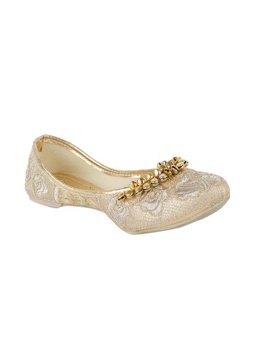 gold handicraft jutis - 13447817 - Very Small Image - 1
