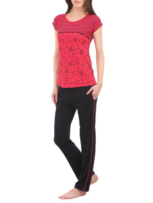red printed cotton nightwear set - 13469373 - Very Small Image - 1
