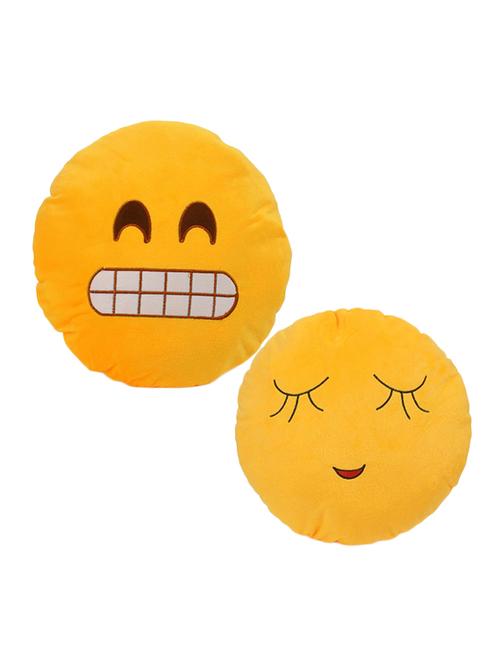 yellow polyester filled cushion - 13599339 - Very Small Image - 1
