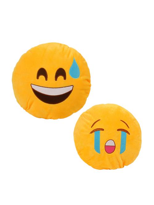yellow polyester set of 2 filled cushion - 13599340 - Very Small Image - 1