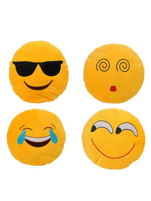 yellow polyester set of 4 filled cushion - 13599343 - Very Small Image - 1