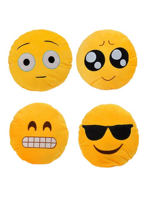 yellow polyester set of 4 filled cushion - 13599347 - Very Small Image - 1
