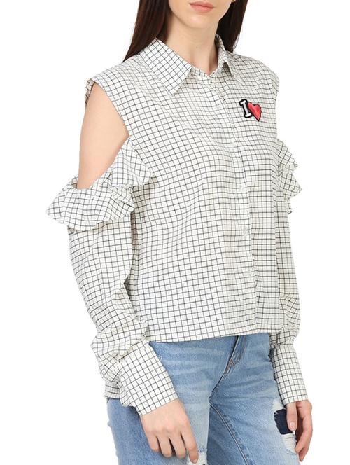 cold shoulder, ruffled high low shirt with embroidery patch - 13672322 - Very Small Image - 1