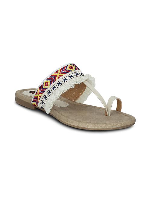 beige faux leather one toe kolhapuris - 13686719 - Very Small Image - 1