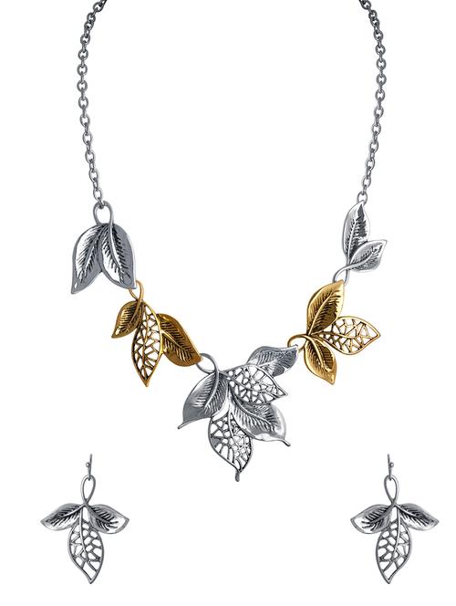 silver necklaces and earring - 13690005 - Very Small Image - 1