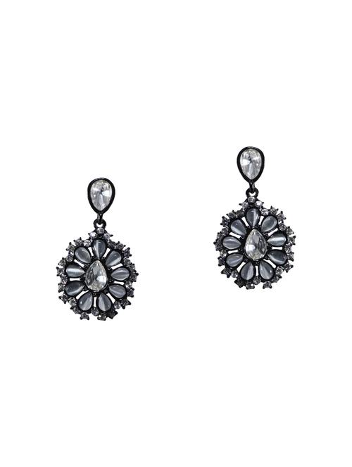 grey metal drop (set of 2) earrings - 13765924 - Very Small Image - 1