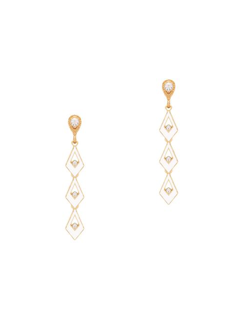 gold metal earring - 13857251 - Very Small Image - 1