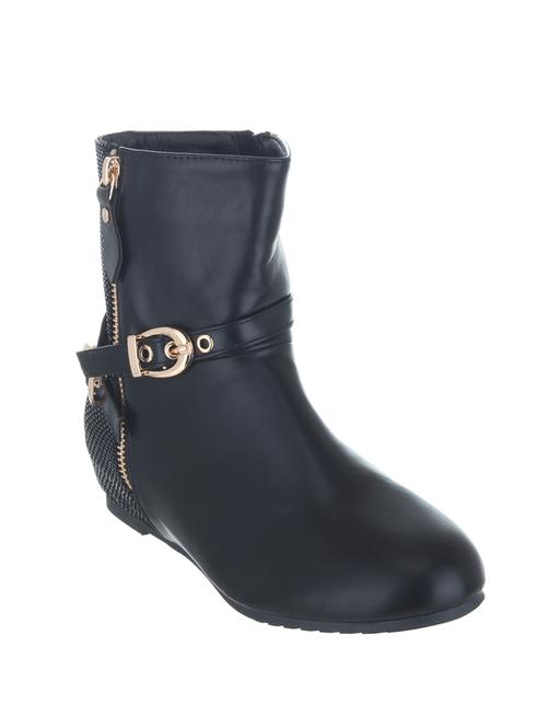 black textured ankle boot - 13878808 - Very Small Image - 1