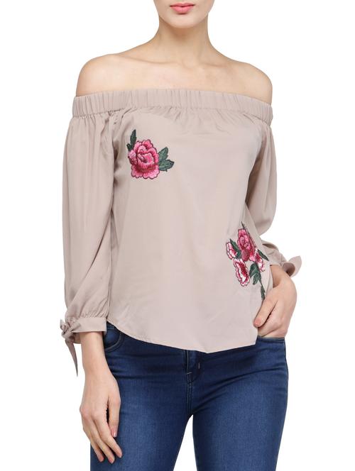 off shoulder floral applique top - 13920069 - Very Small Image - 1