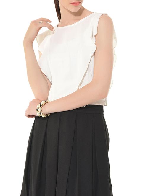 white ruffled top - 13932318 - Very Small Image - 1