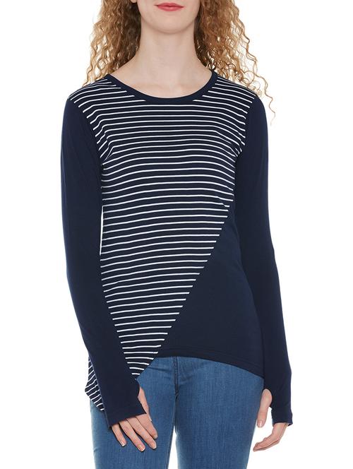 thumb hole sleeved asymmetric top - 13950017 - Very Small Image - 1