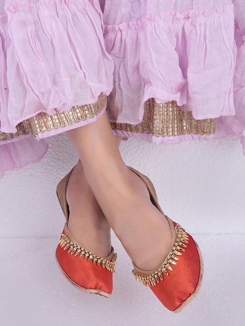 orange embellished with gold plated anklet - 13965042 - Very Small Image - 1