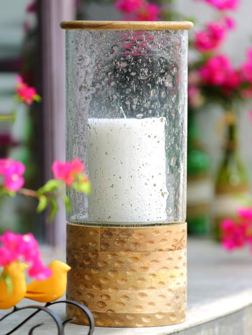 hurricane lantern with crystal glass & hammered wooden base - 14139980 - Very Small Image - 1