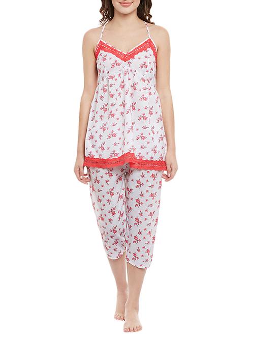 lace detail floral tee with capri set - 14168448 - Very Small Image - 1