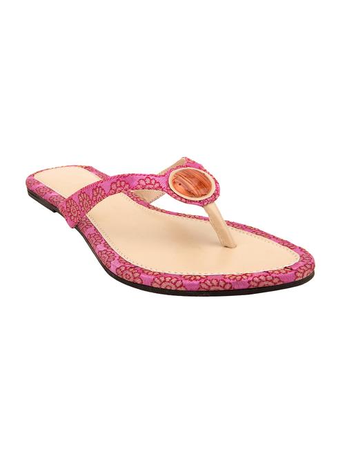 pink toe separator sandal - 14174076 - Very Small Image - 1