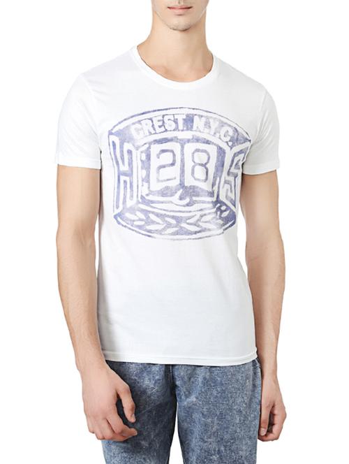 white cotton chest print t-shirt - 14194914 - Very Small Image - 1