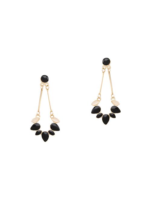 black metal studs earring - 14228728 - Very Small Image - 1