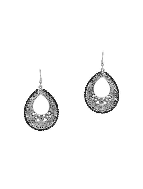 black silver metal drop earrings - 14281156 - Very Small Image - 1