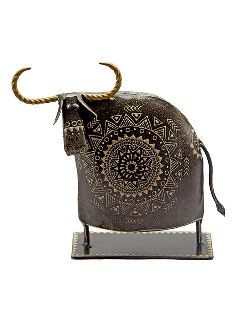 rajasthani handcraft of traditional handpainted metal cow showpiece - 14397978 - Very Small Image - 1